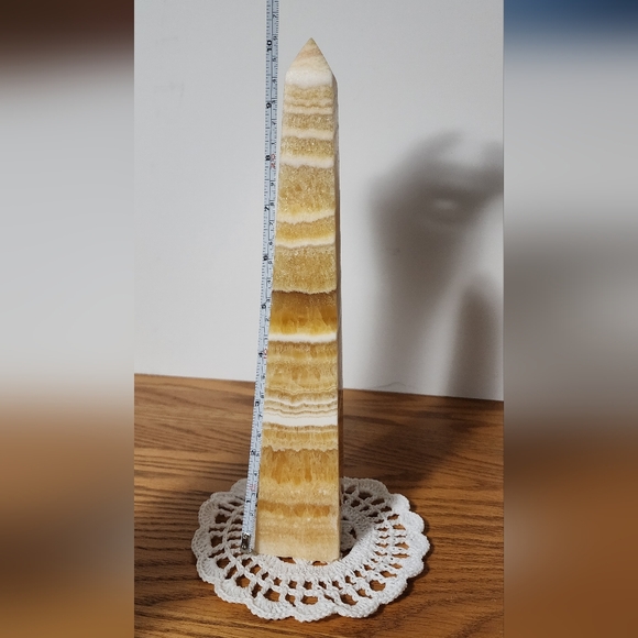 MASSIVE Creamsicle Calcite Tower - Picture 6 of 7